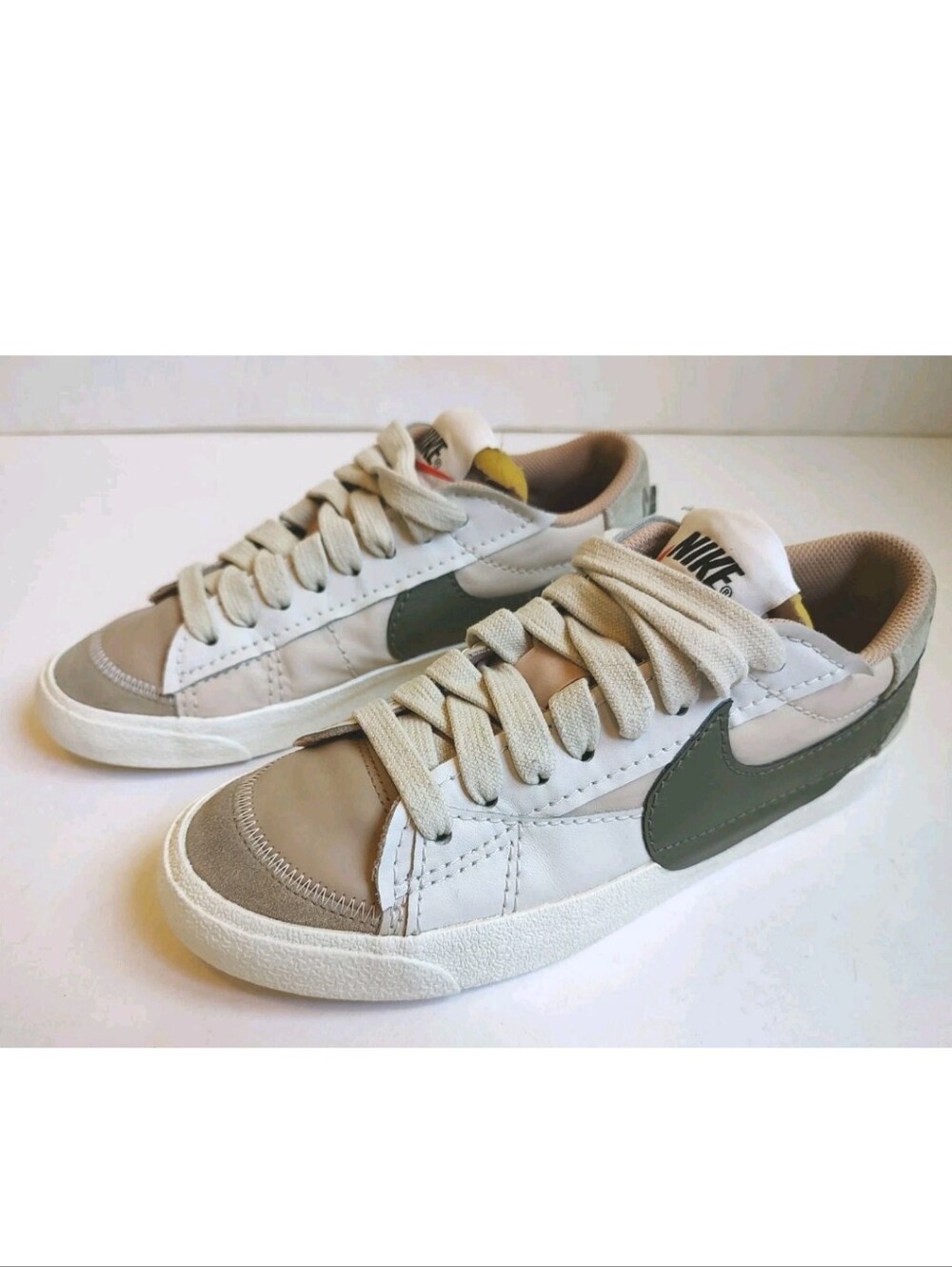 Nike Blazer 77 Low Jumbo Sand Drift Olive Lace Up Sneakers Women's Size 10 Shoes - Picture 2 of 16